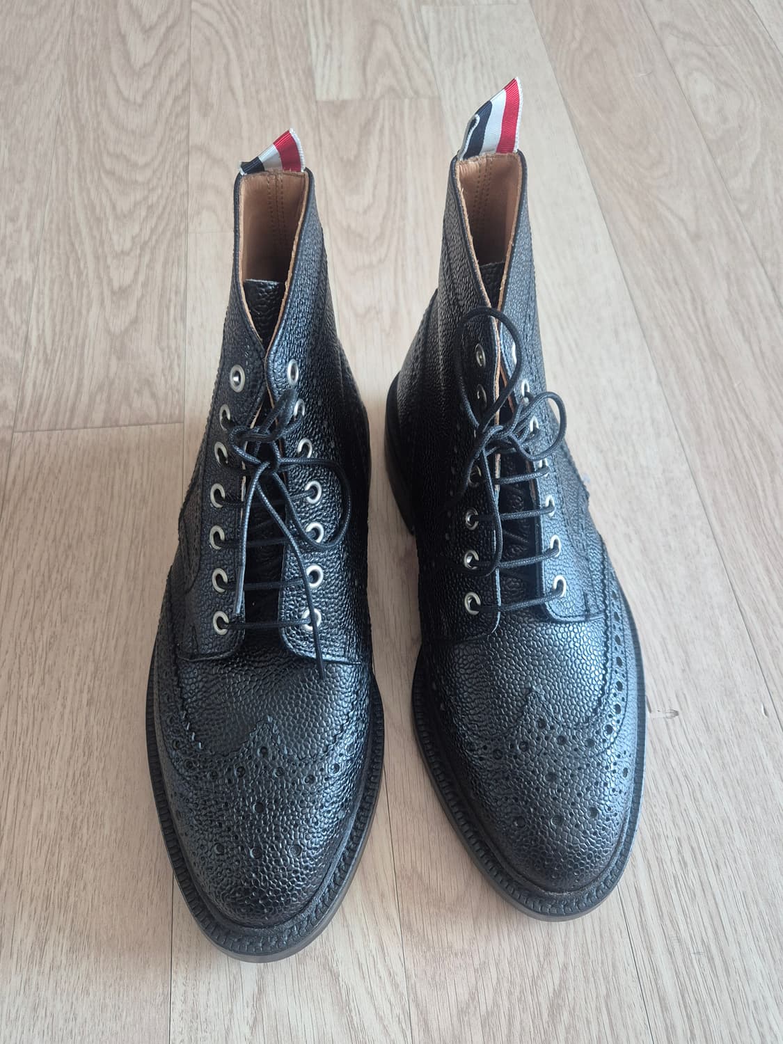 톰브라운 부츠 Thom Browne Wingtip Boot 상품이미지1