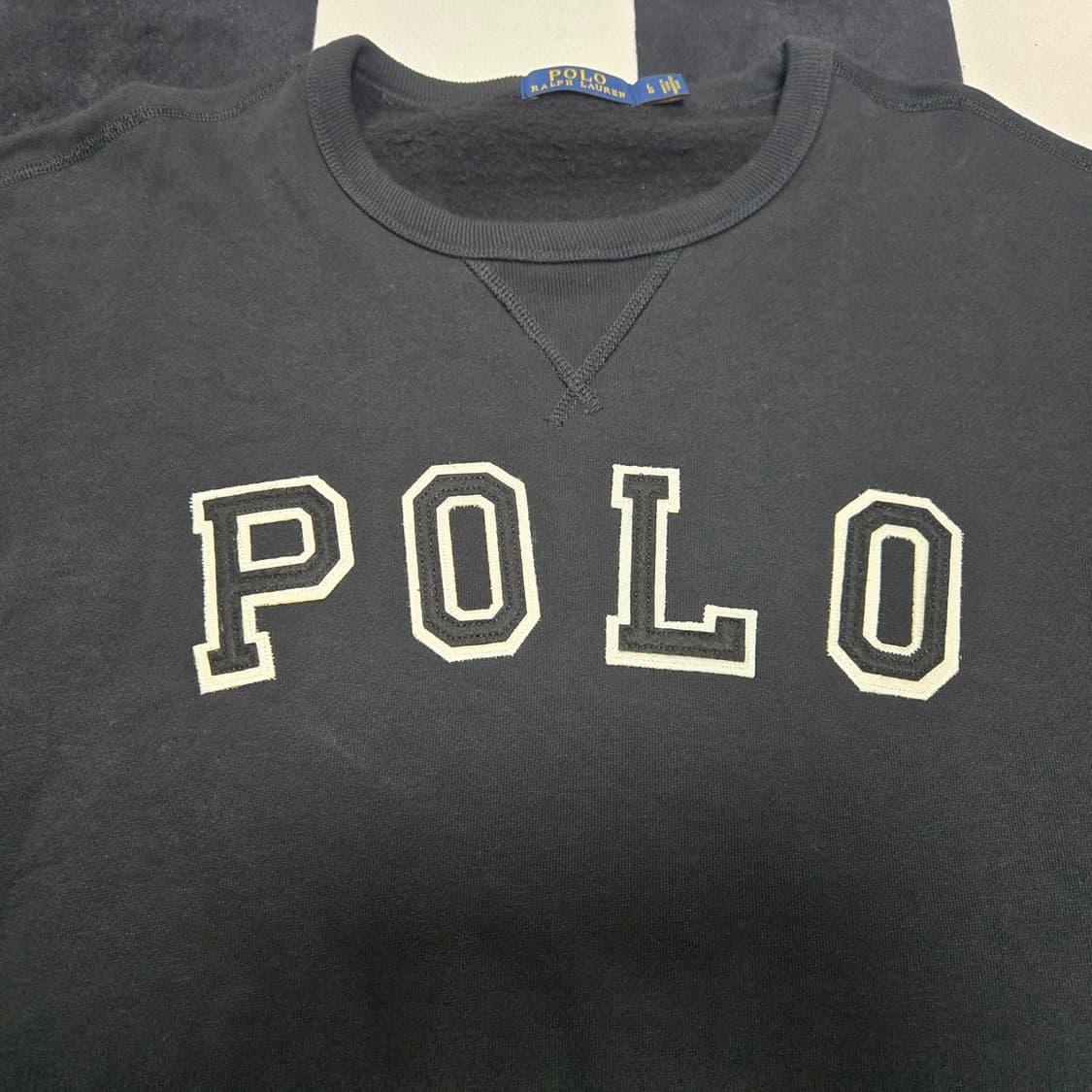 L 폴로랄프로렌 스펠아웃 아치로고 스웻셔츠 맨투맨 블랙 상품이미지2