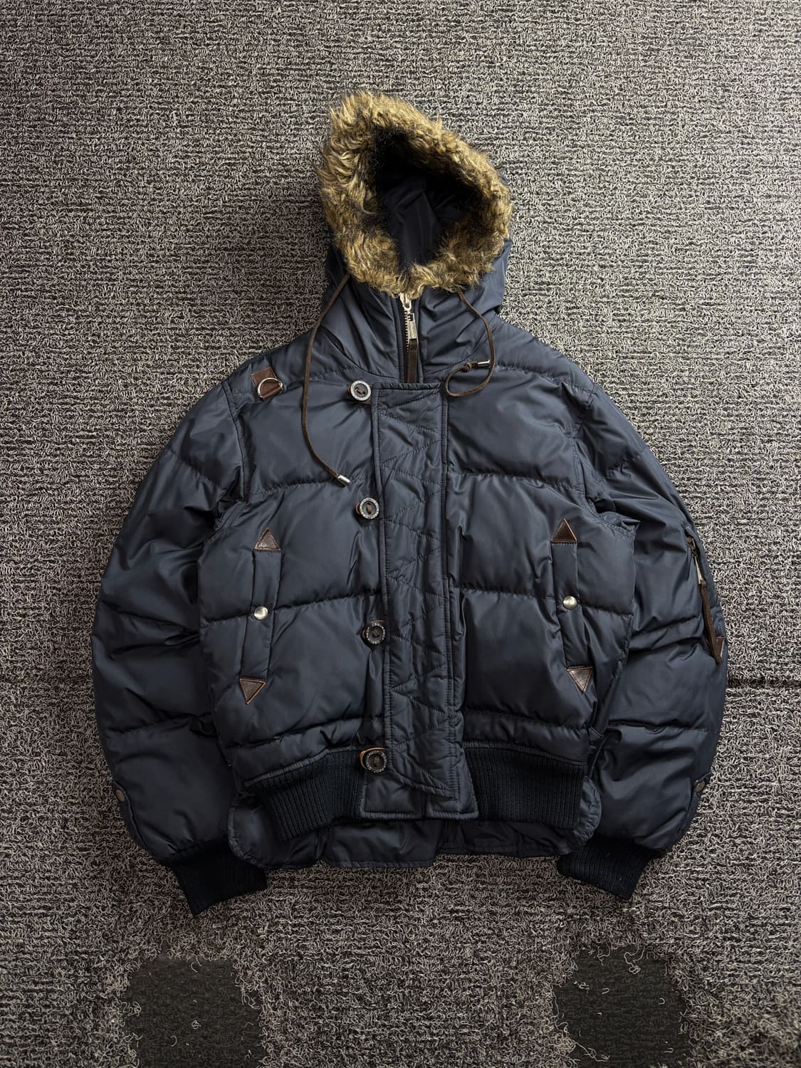 디스퀘어드2 마더 플러프 라쿤 다운 점퍼 3963 상품이미지2