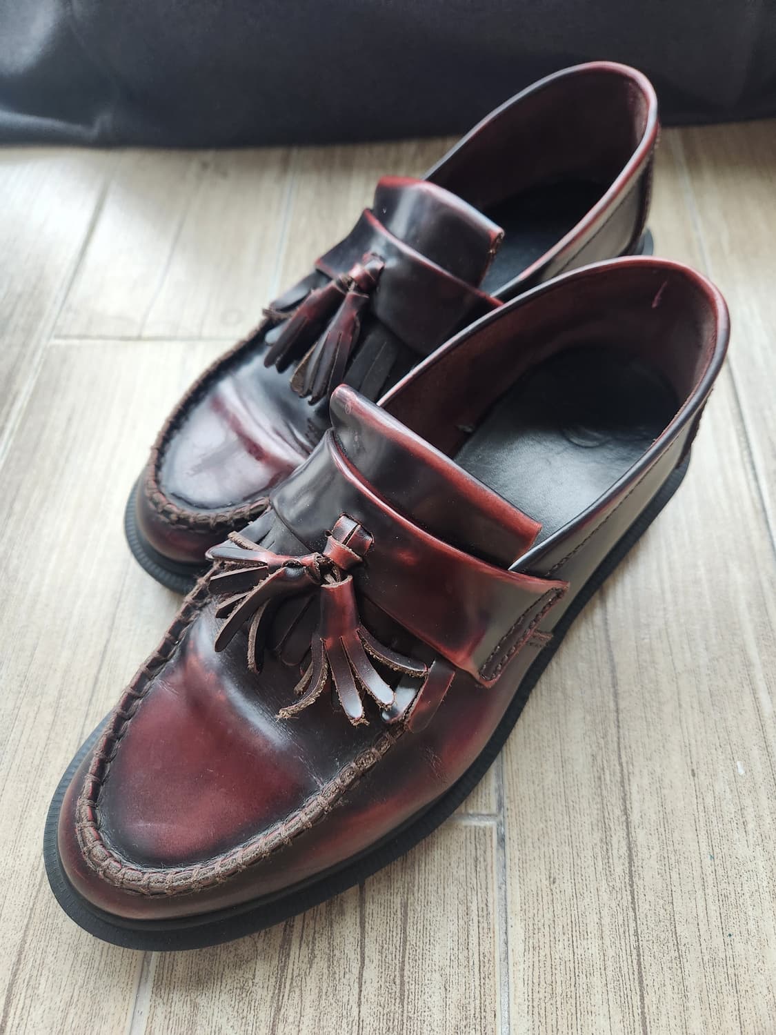 닥터마틴 아드리안 체리레드 (260) 상품이미지1