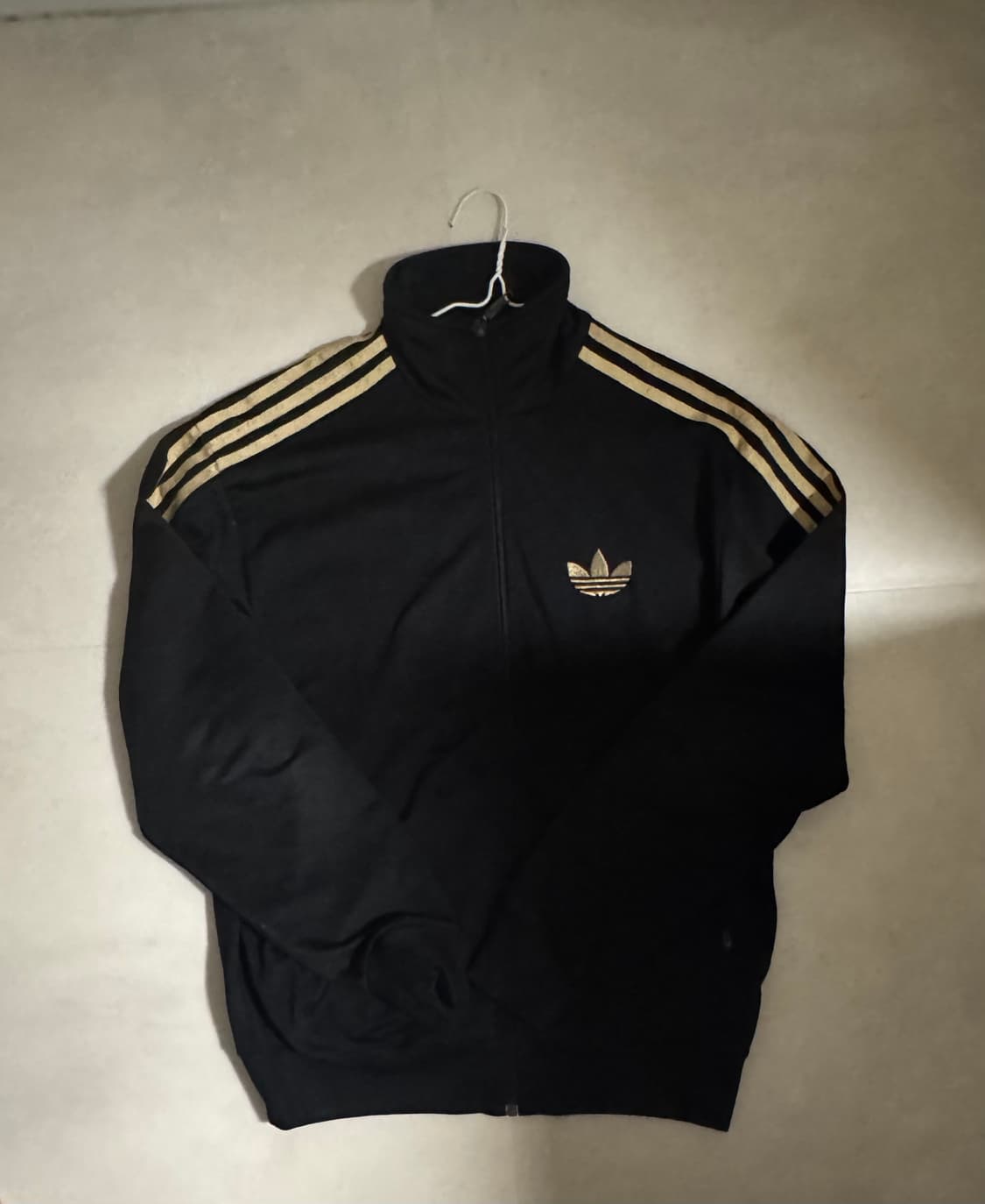 아디다스 파이어버드 골드 져지 상품이미지1