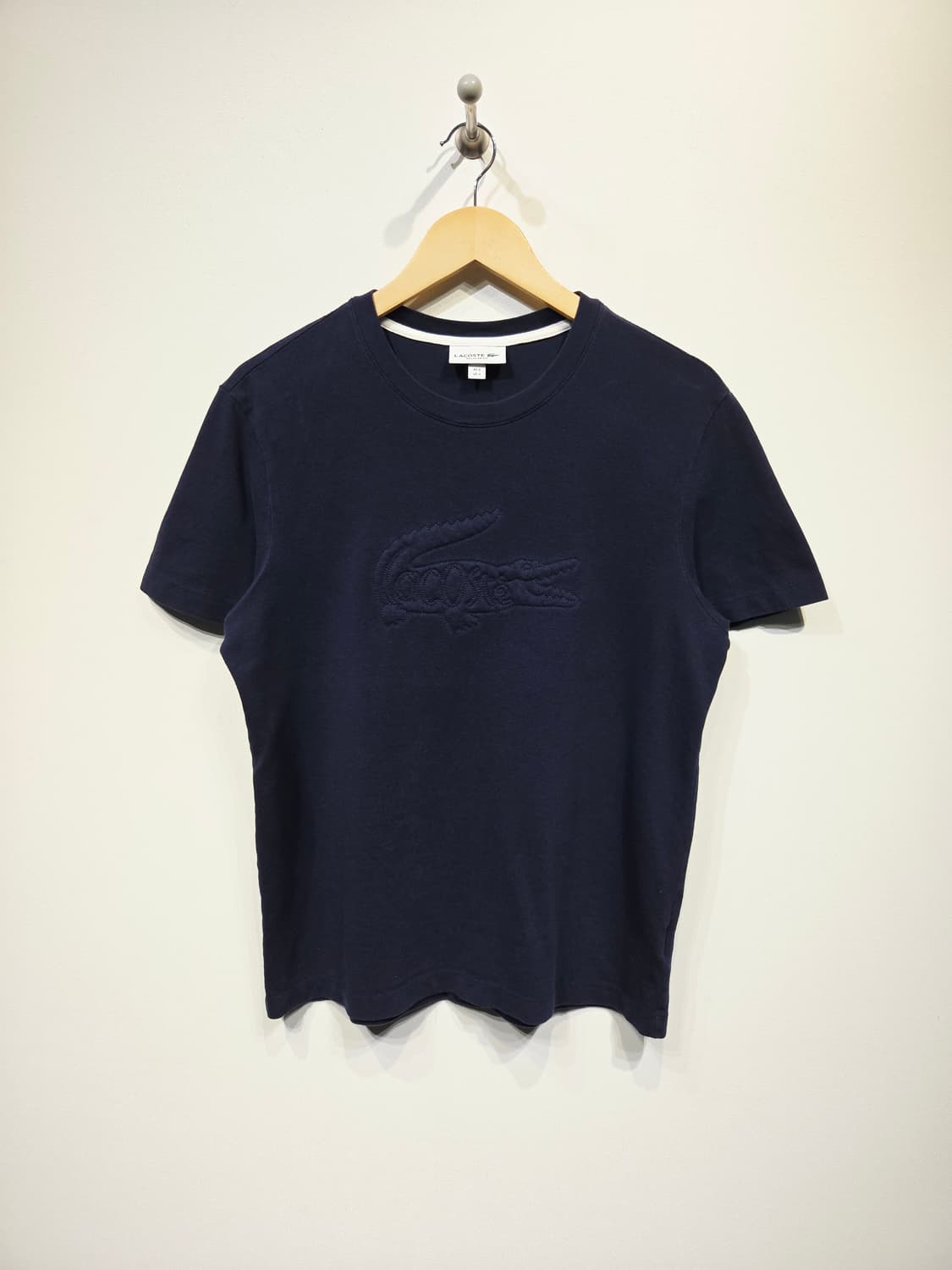 라코스테 레귤러 핏 입체 빅로고 반팔 티셔츠 네이비 상품이미지2