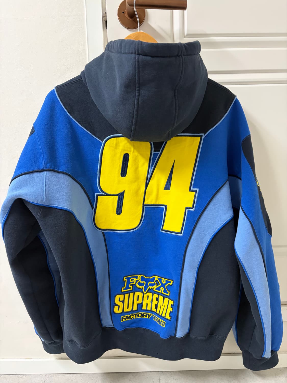 슈프림 폭스레이싱 후드집업 라지 상품이미지2