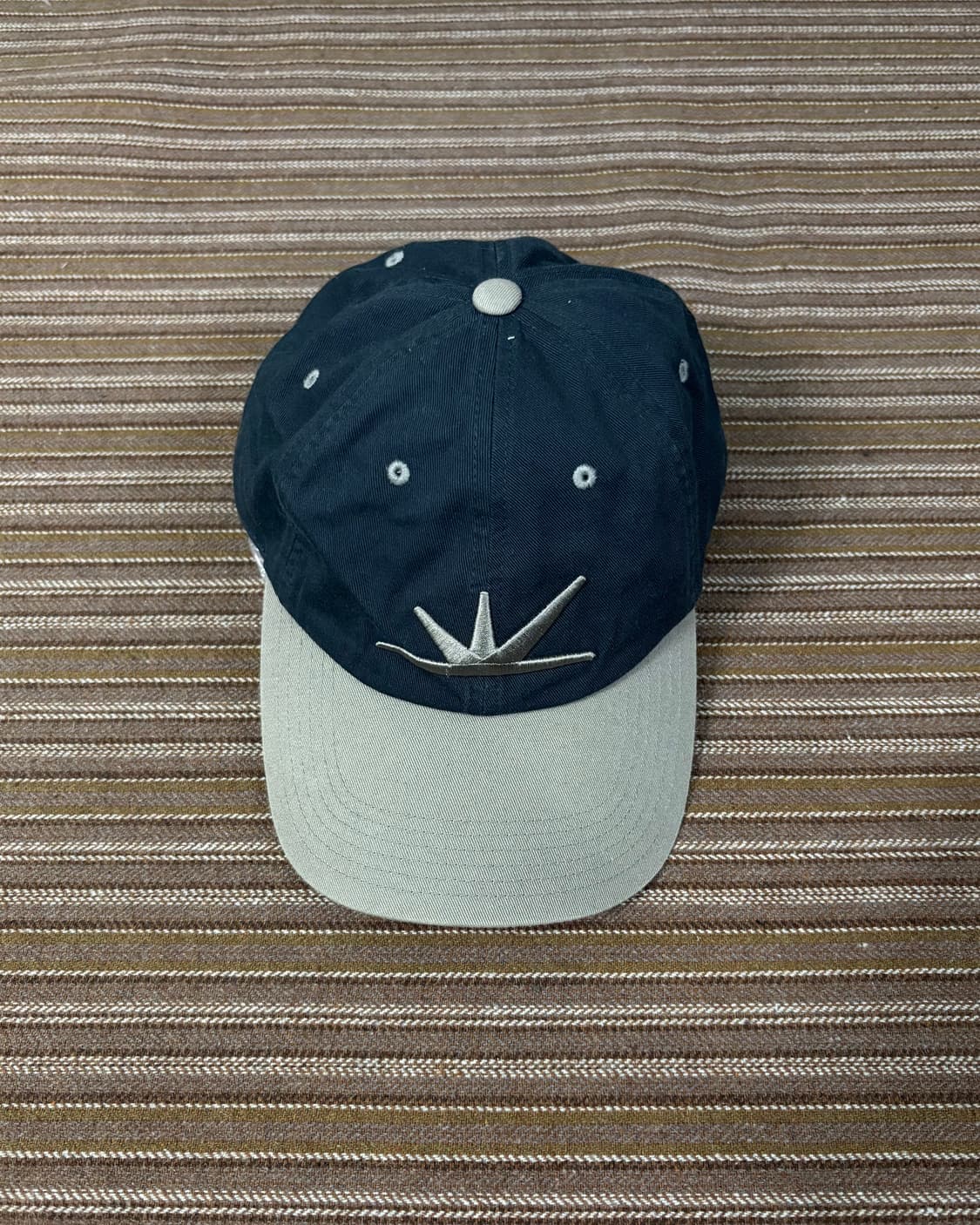 썬러브 Daybreak Cap Navy 모자 상품이미지1