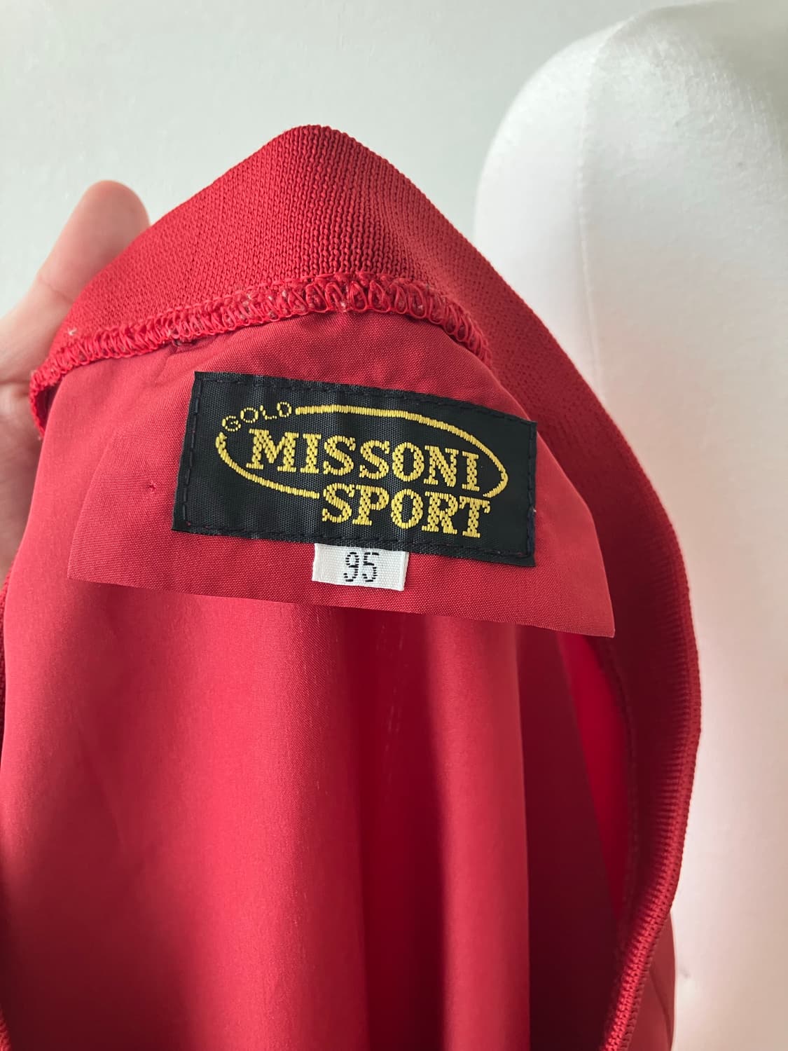 Missoni sport 미쏘니 올드스쿨 레드 브이넥 웜업탑 오버핏맨투맨 상품이미지5