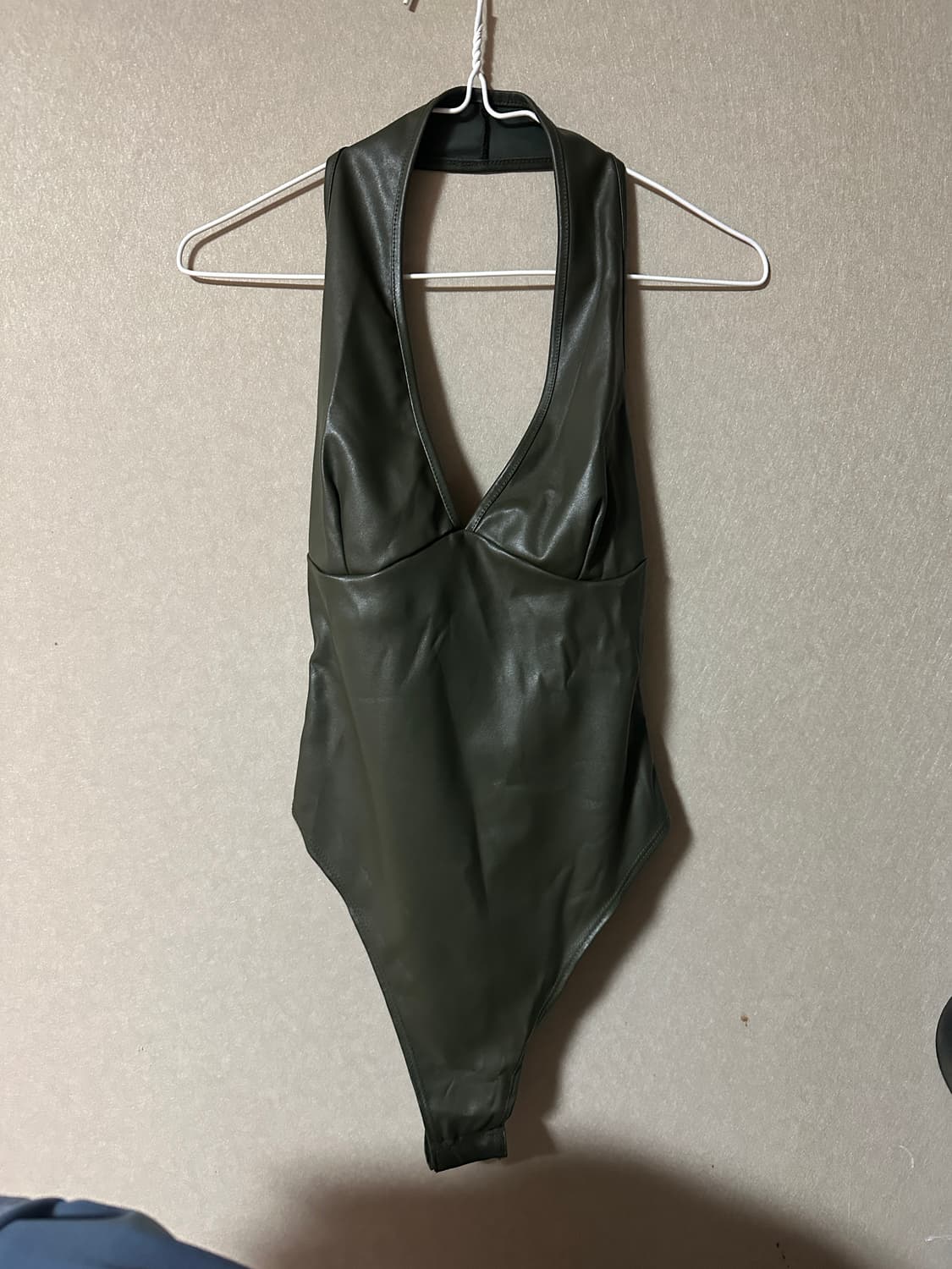 PLT 카키 레더 바디수트 UK6 상품이미지2