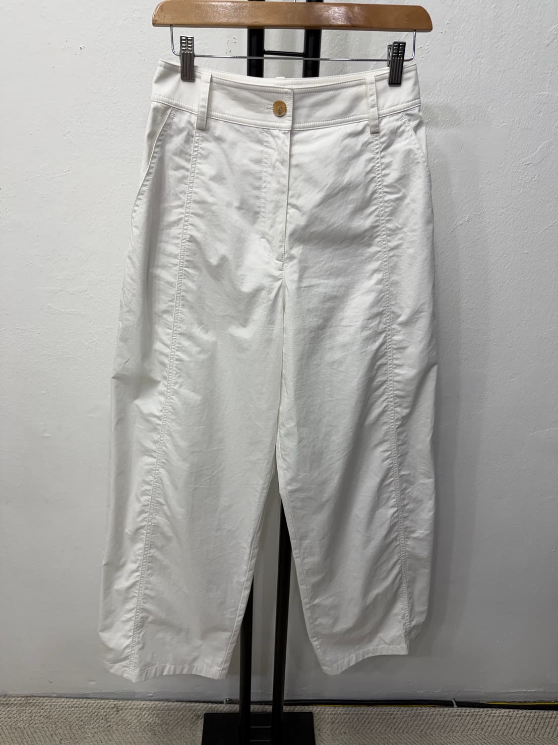 정품) 구호플러스 25ss 화이트 와이드팬츠 1(26) 상품이미지1