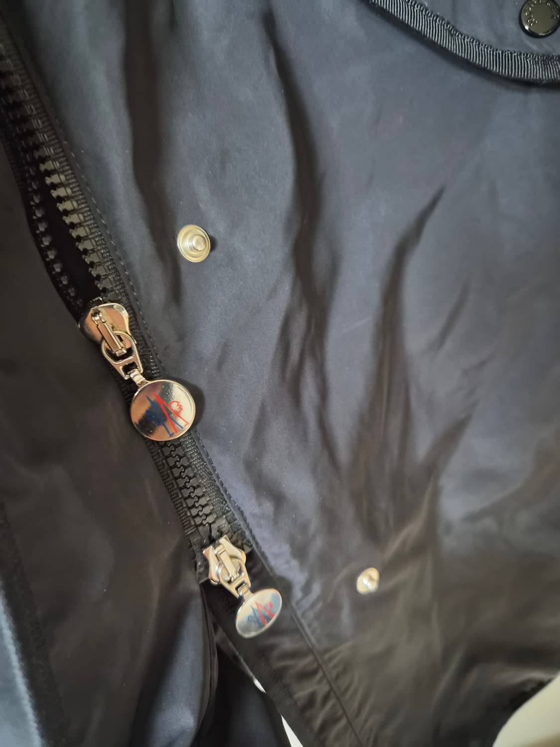 몽클레어 정품 여성바람막이 1(55사이즈) 상품이미지9