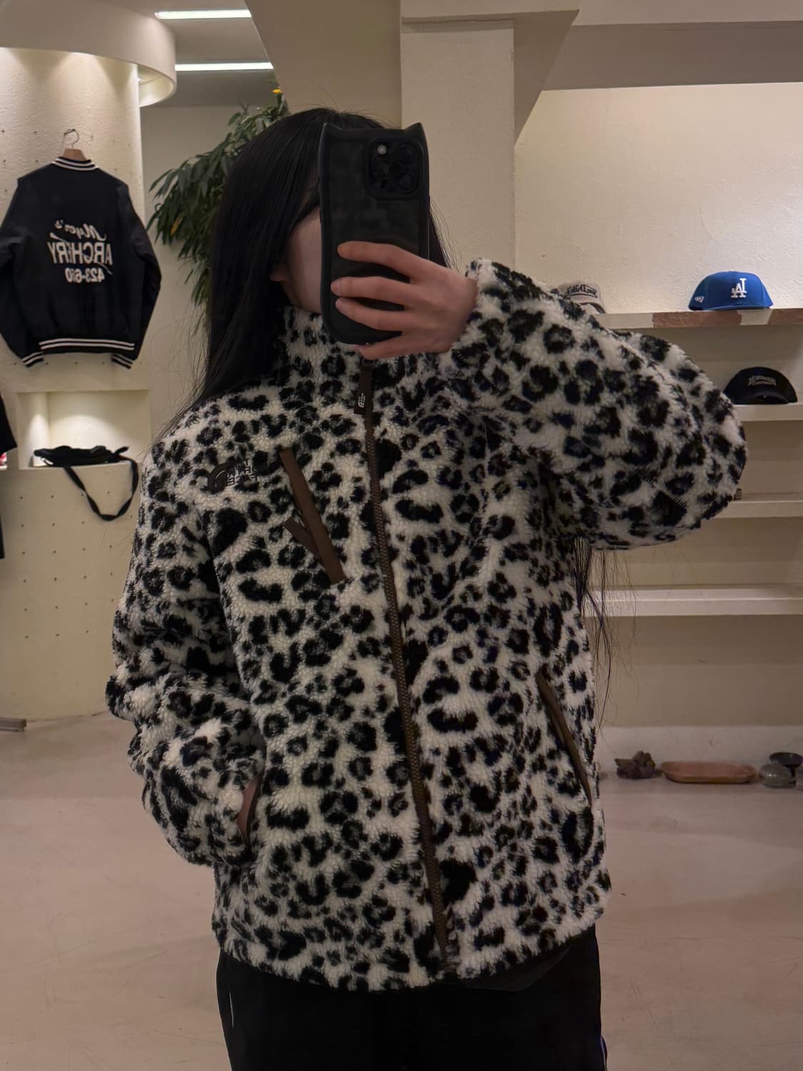 노스페이스 화이트라벨 레오파드 스노우 플리스 자켓 U100 상품이미지1