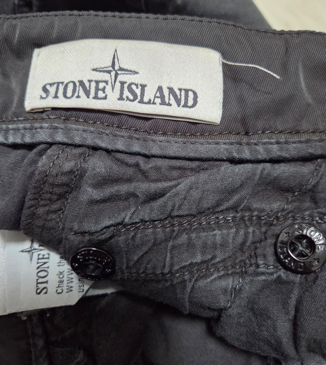 스톤아일랜드 가먼트다잉 크롭 카고 조거팬츠 상품이미지9