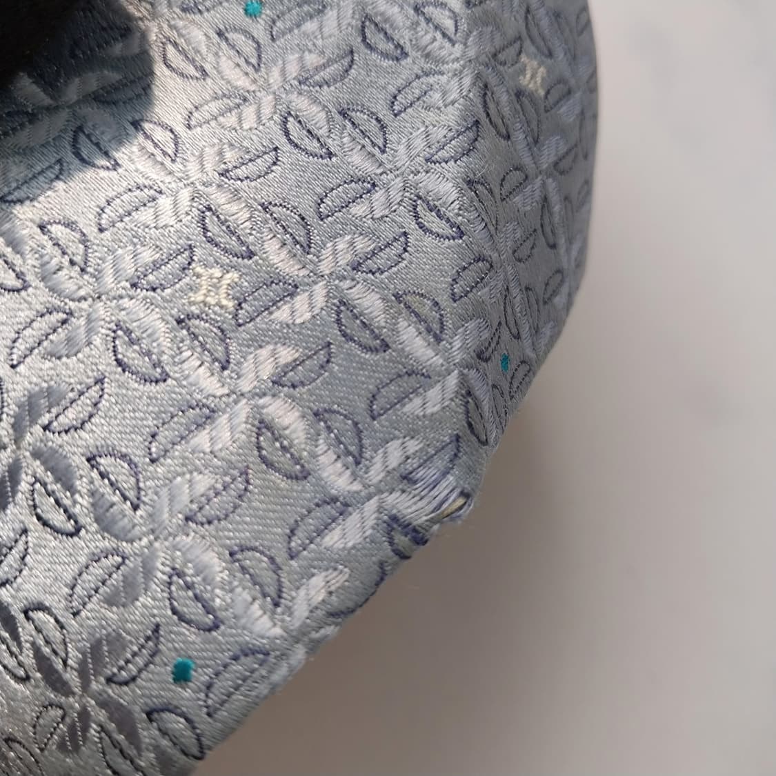 셀린느 실크 트리오페 전체 자수 패턴 넥타이 9.2cm B등급 K2278 상품이미지5