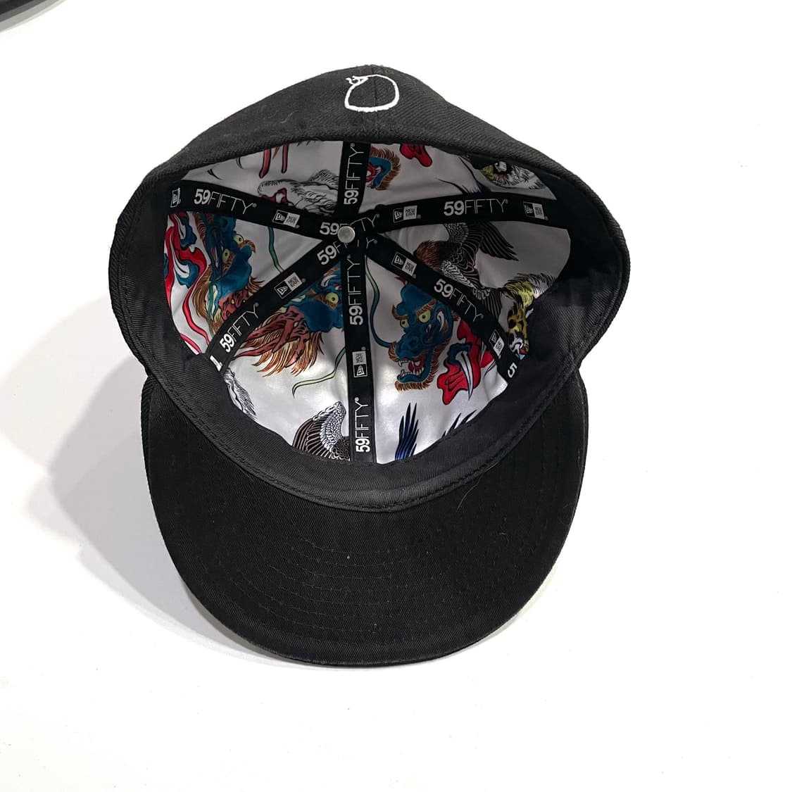 뉴에라 호랑이 자수 스냅백 상품이미지2