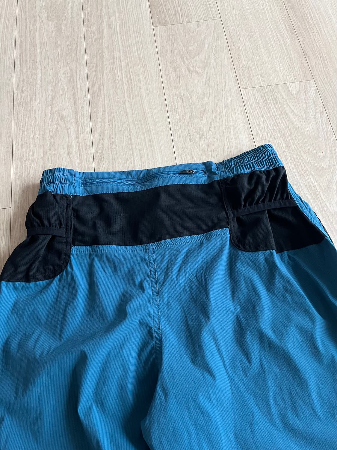 Cayl stretch nylon shorts 케일 반바지 상품이미지3