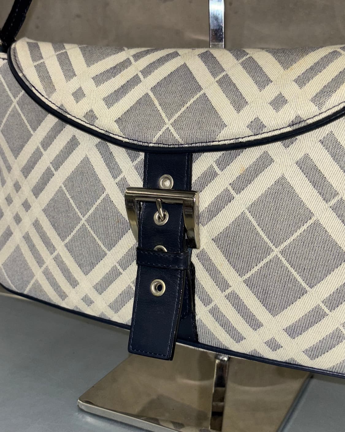 Burberry 버버리 블루라벨 베이지 노바체크 숄더백 상품이미지4