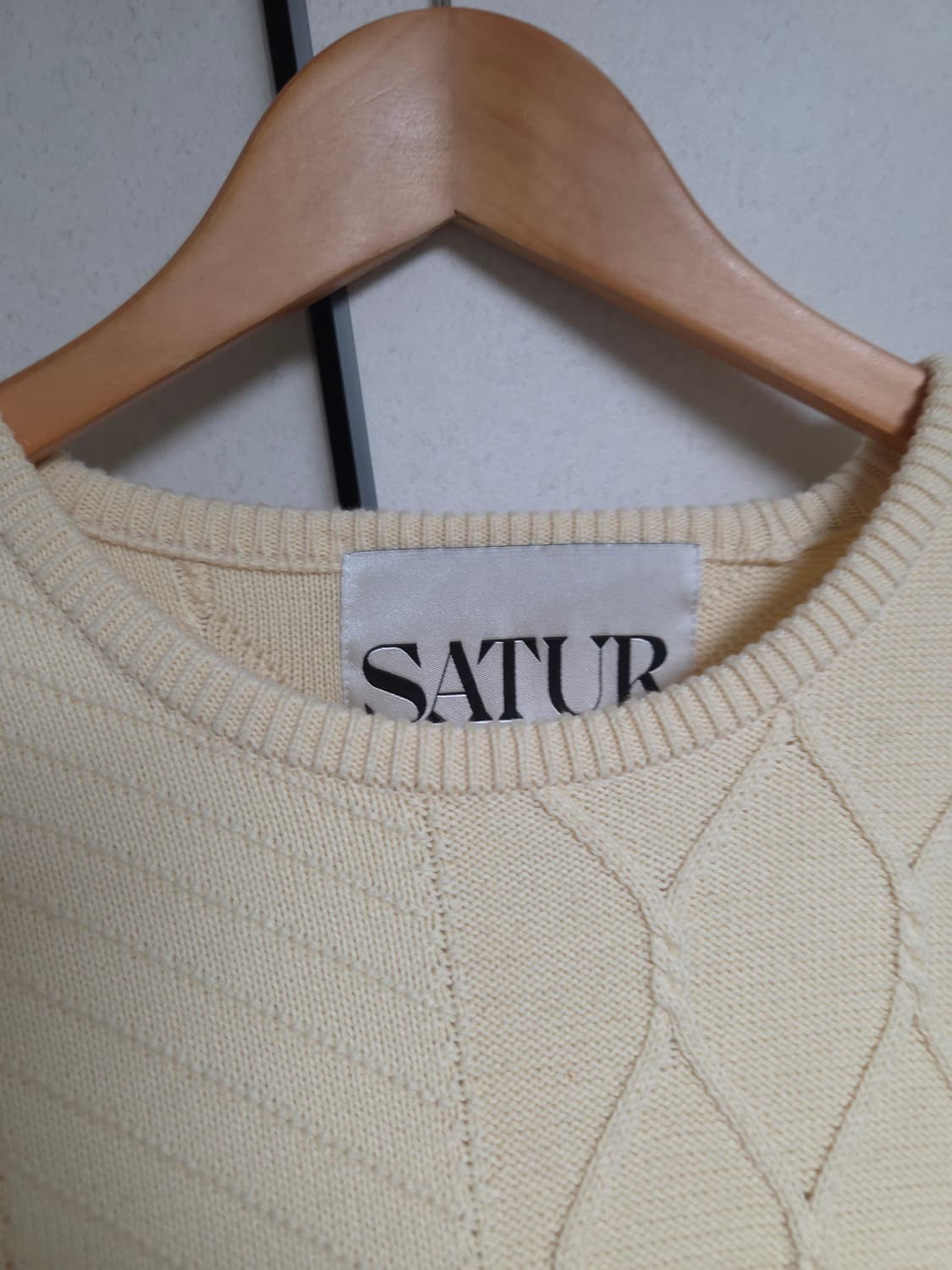 새상품) 세터 satur 메시나 케이블 니트 상품이미지3