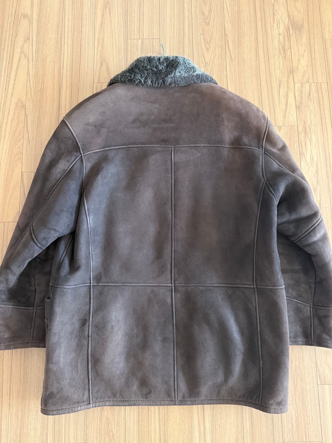 이브 생 로랑 남성 무스탕 코트 상품이미지2