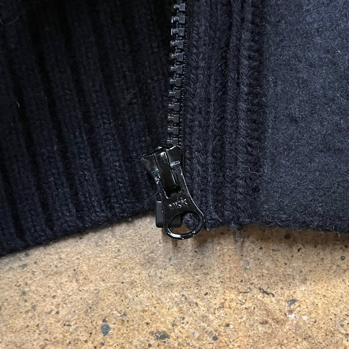 [정품/L] 스톤아일랜드 와펜 하이넥 이중지 풀집업 니트집업 b17 상품이미지7