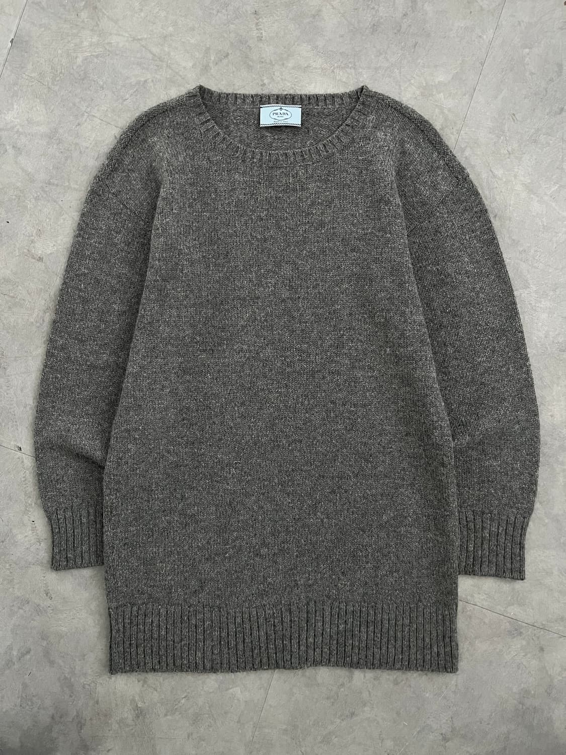 Prada 프라다 그레이 롱 니트 상품이미지1