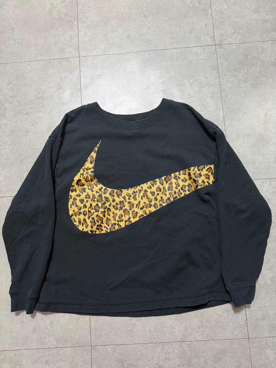  나이키 스우시 빈티지 크롭 스웻셔츠 100size  상품이미지1