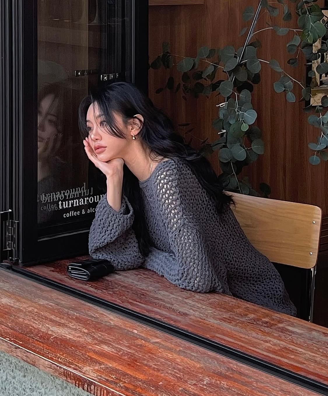 트리밍버드 펀칭 니트 차콜 상품이미지3