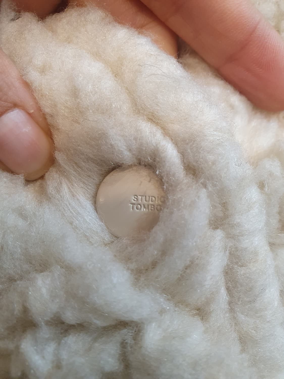 Studio Tomboy 뽀글이 롱 코트 아이보리 상품이미지5