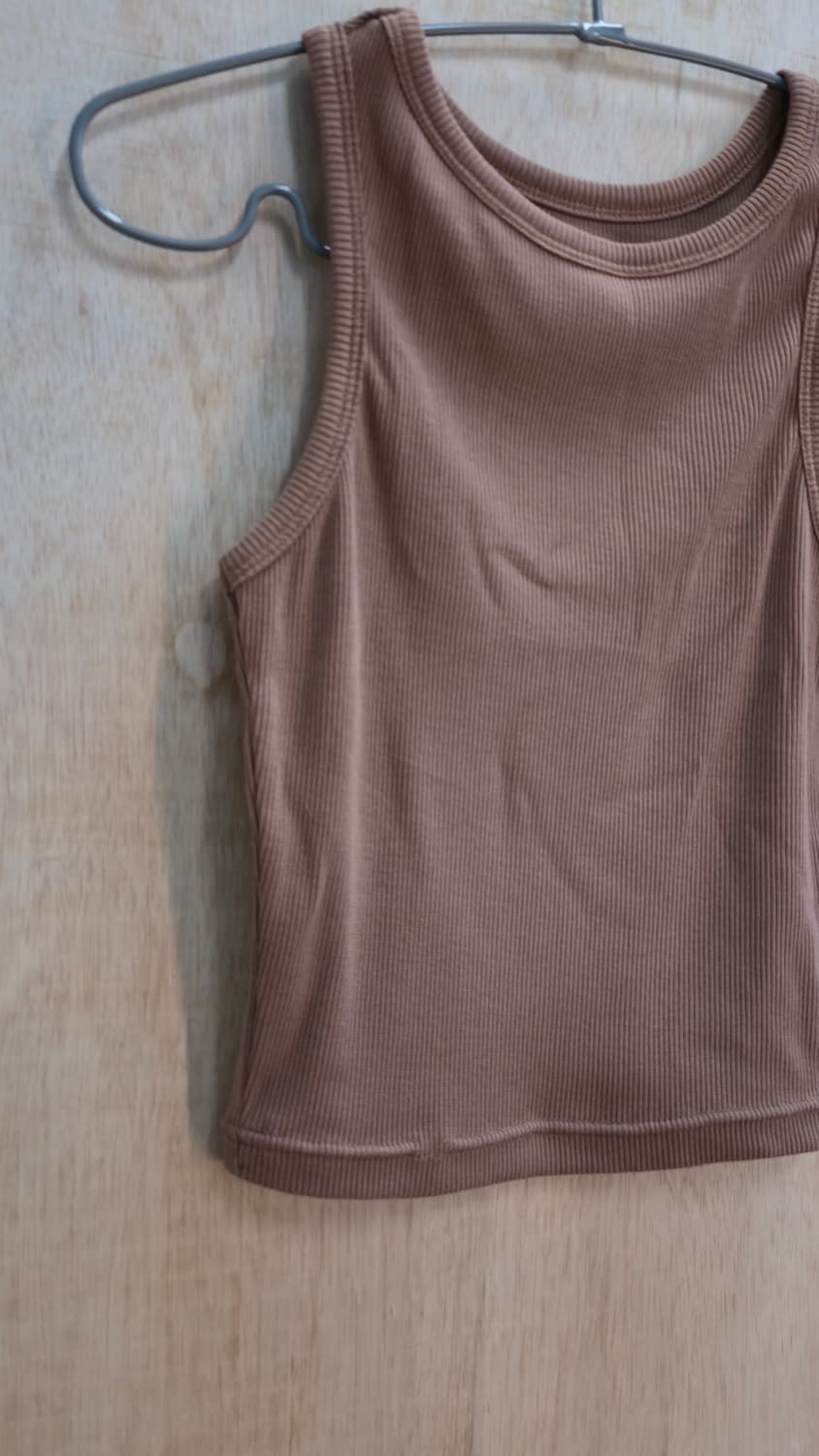 Lesmetins 슬리브리스 탑 베이지 탑  상품이미지4