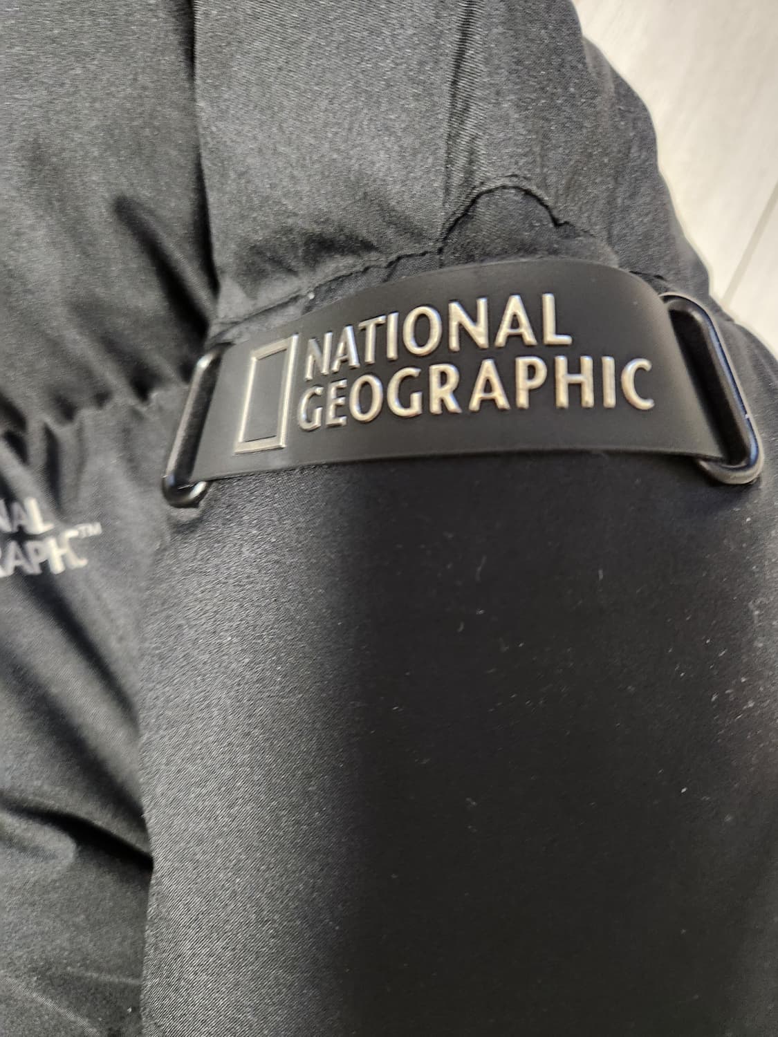 내셔널지오그래픽 새턴 구스 다운 점퍼 N194UDW390 사이즈xl

스 상품이미지4