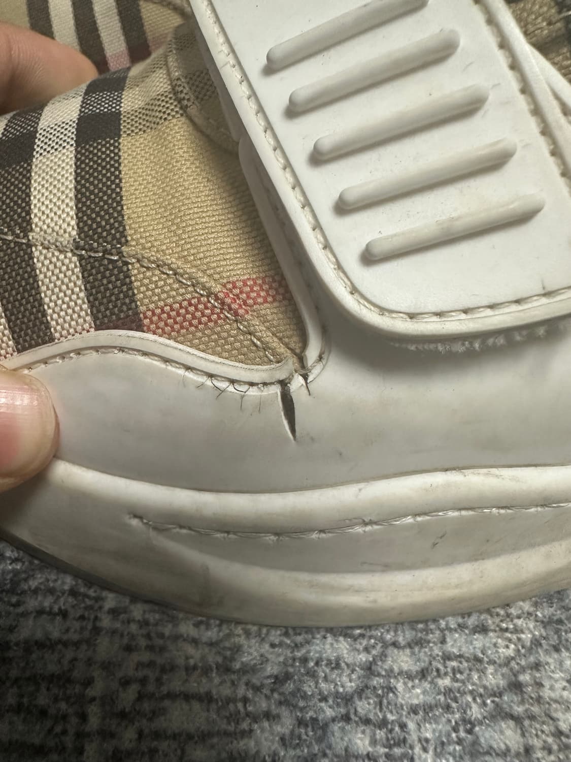 [43/280]버버리 벨크로 빈티지 체크 코튼 스니커즈 상품이미지3