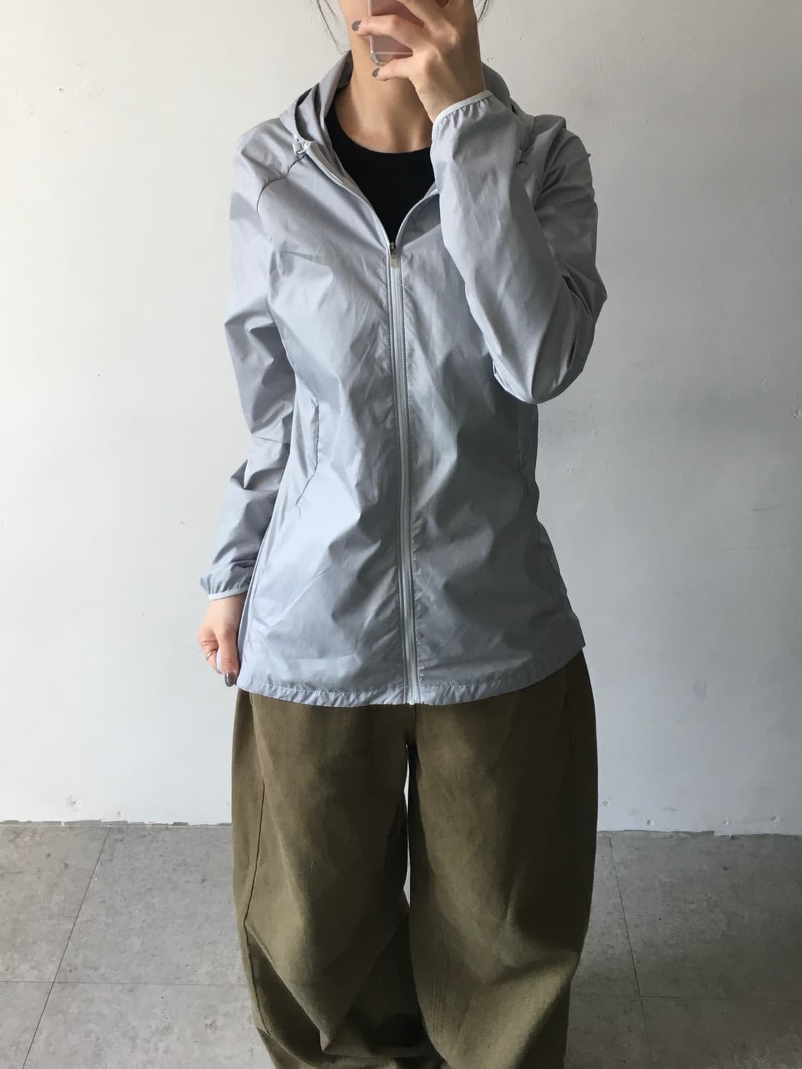 나이키 스우시 후드바람막이 상품이미지1