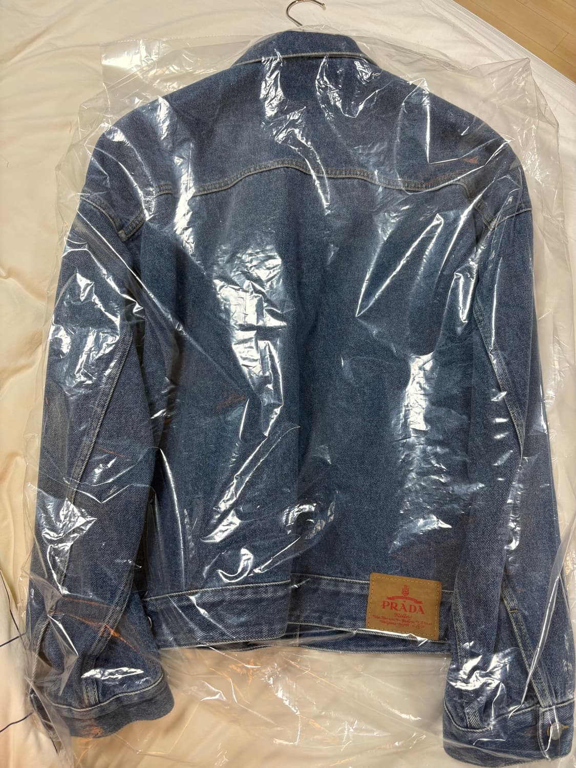 프라다 신상품 데님 블루종 사이즈 L 상품이미지3