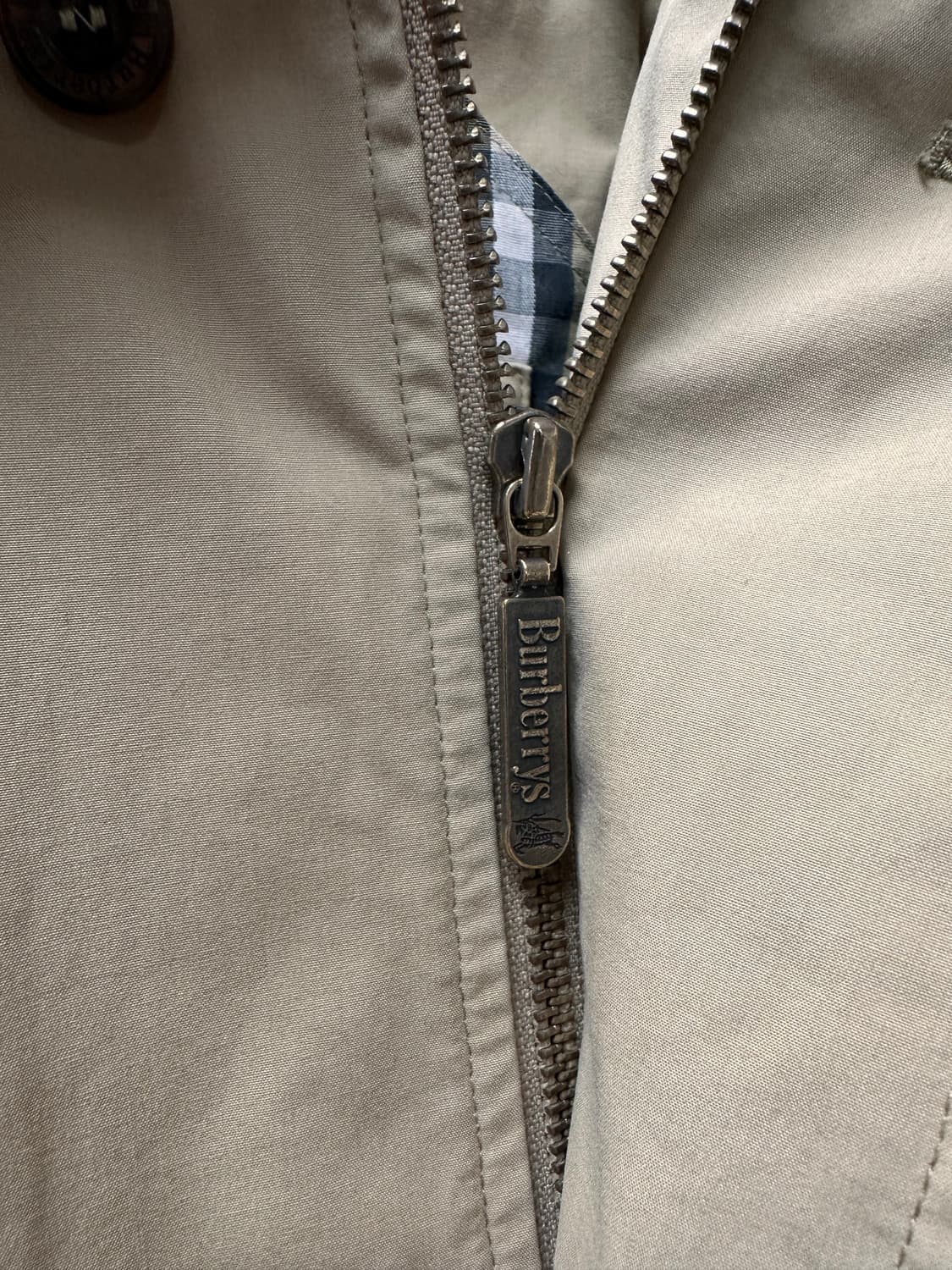 (M)버버리 크레스트 자수로고 헤링턴 자켓 상품이미지6