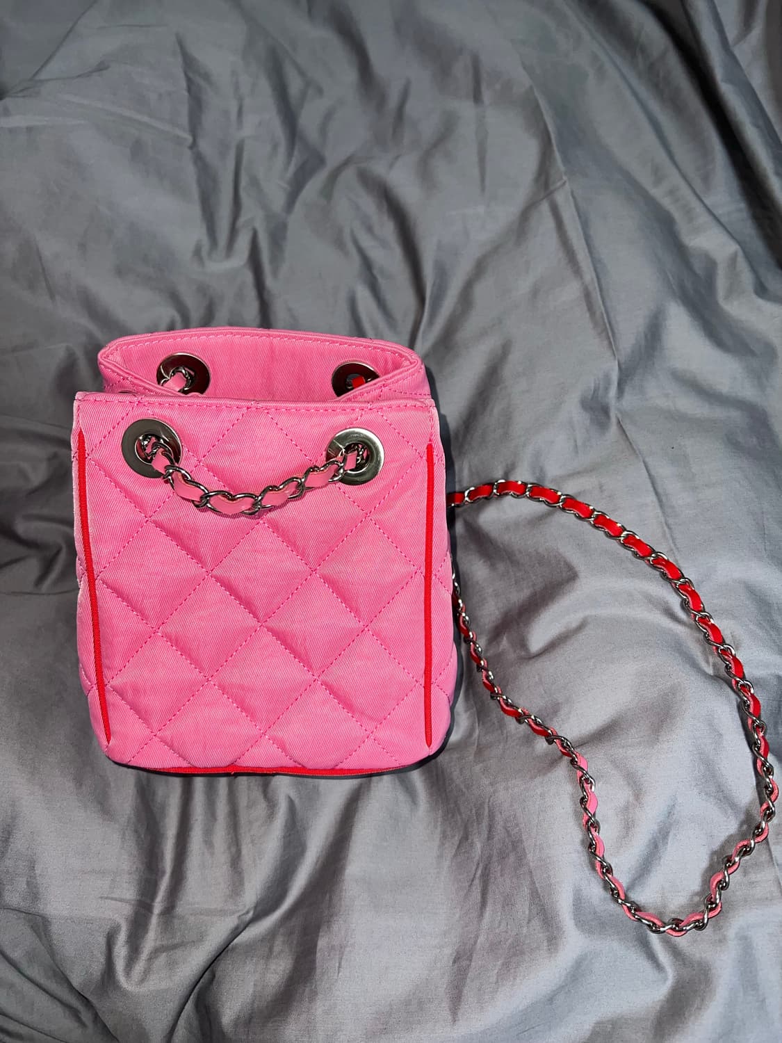 마뗑킴 퀼팅 버켓 미니백 핑크 상품이미지2