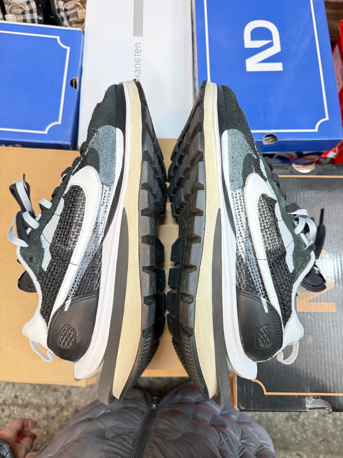 (285) 나이키 X 사카이 베이퍼와플 블랙 화이트 상품이미지4