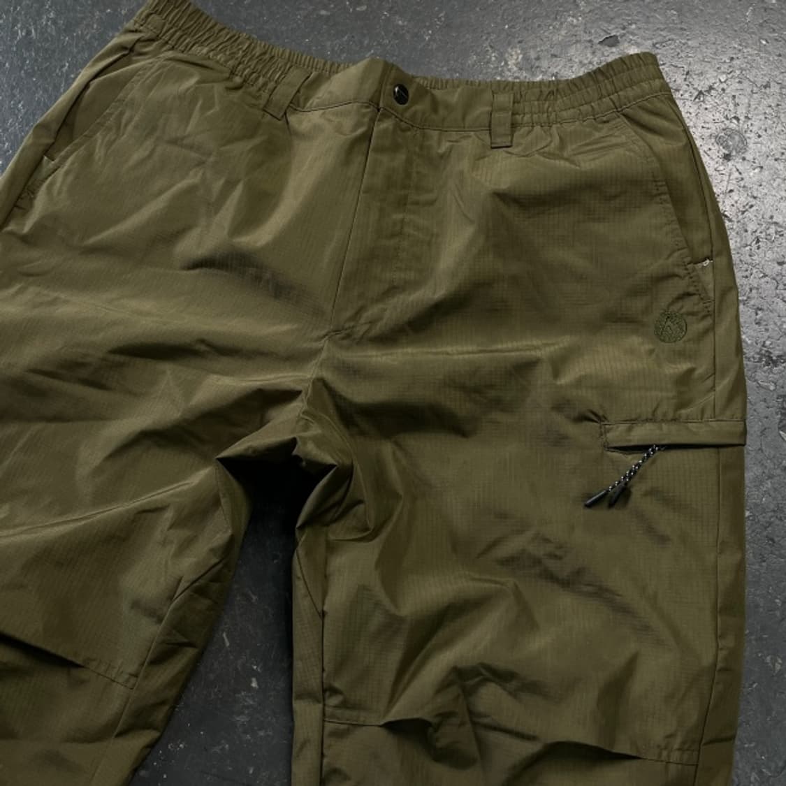 105 마무트 나일론 팬츠 상품이미지2