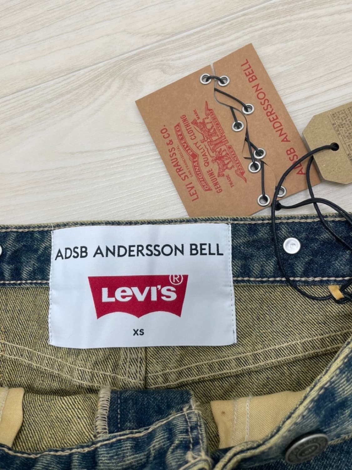 (새상품) 리바이스 X 앤더슨벨 콜라보 데님 플리츠 스커트 상품이미지5