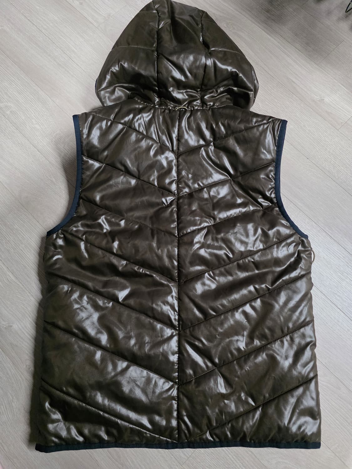 series; 시리즈 남녀 패딩조끼.  싸이즈 95 상품이미지2