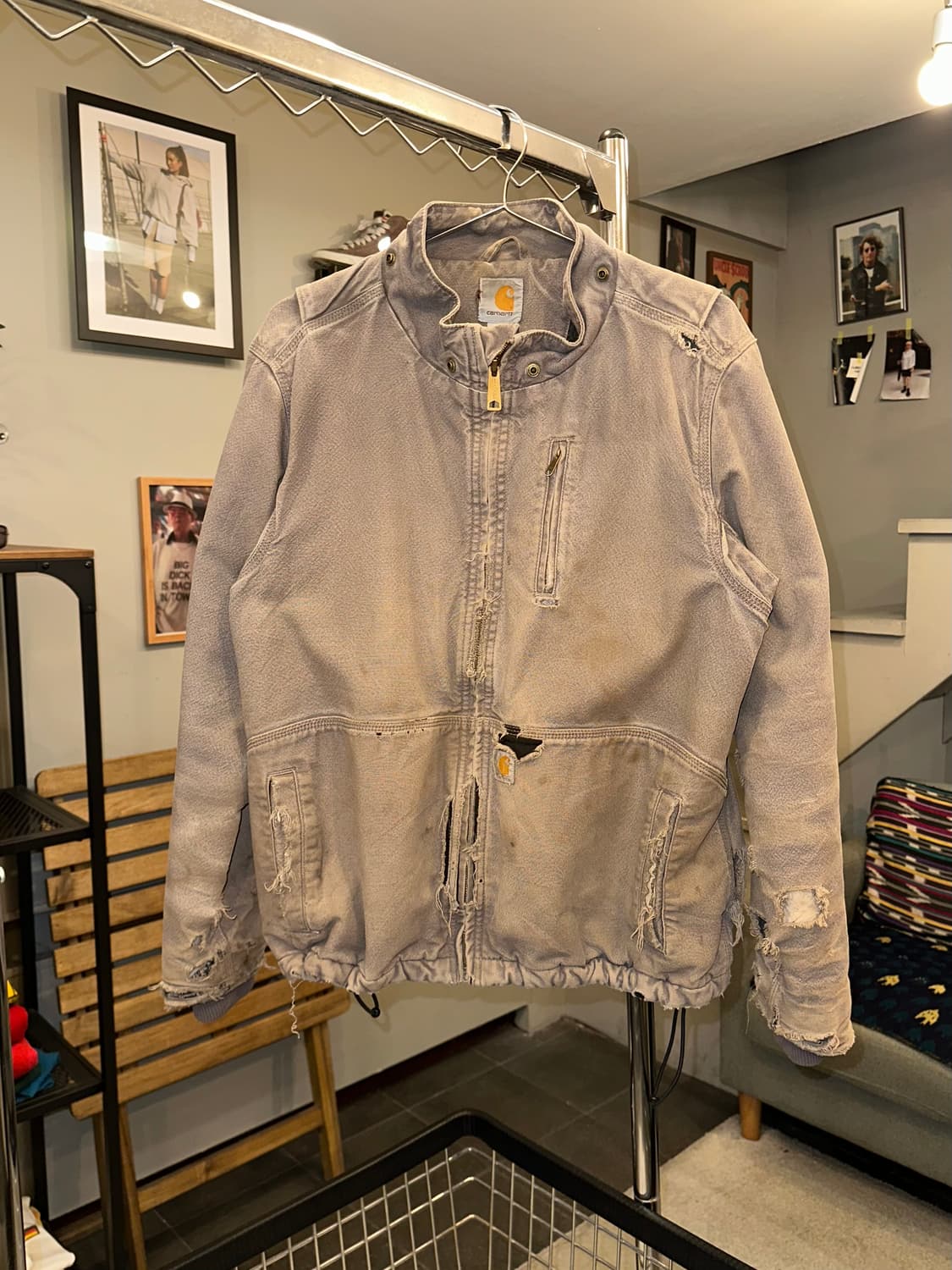 Carhartt canvas distressed work bomber  상품이미지3