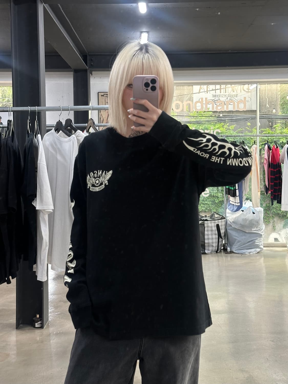 벤슨 윙스타 프린트 블랙 롱슬리브 긴팔티 상품이미지4