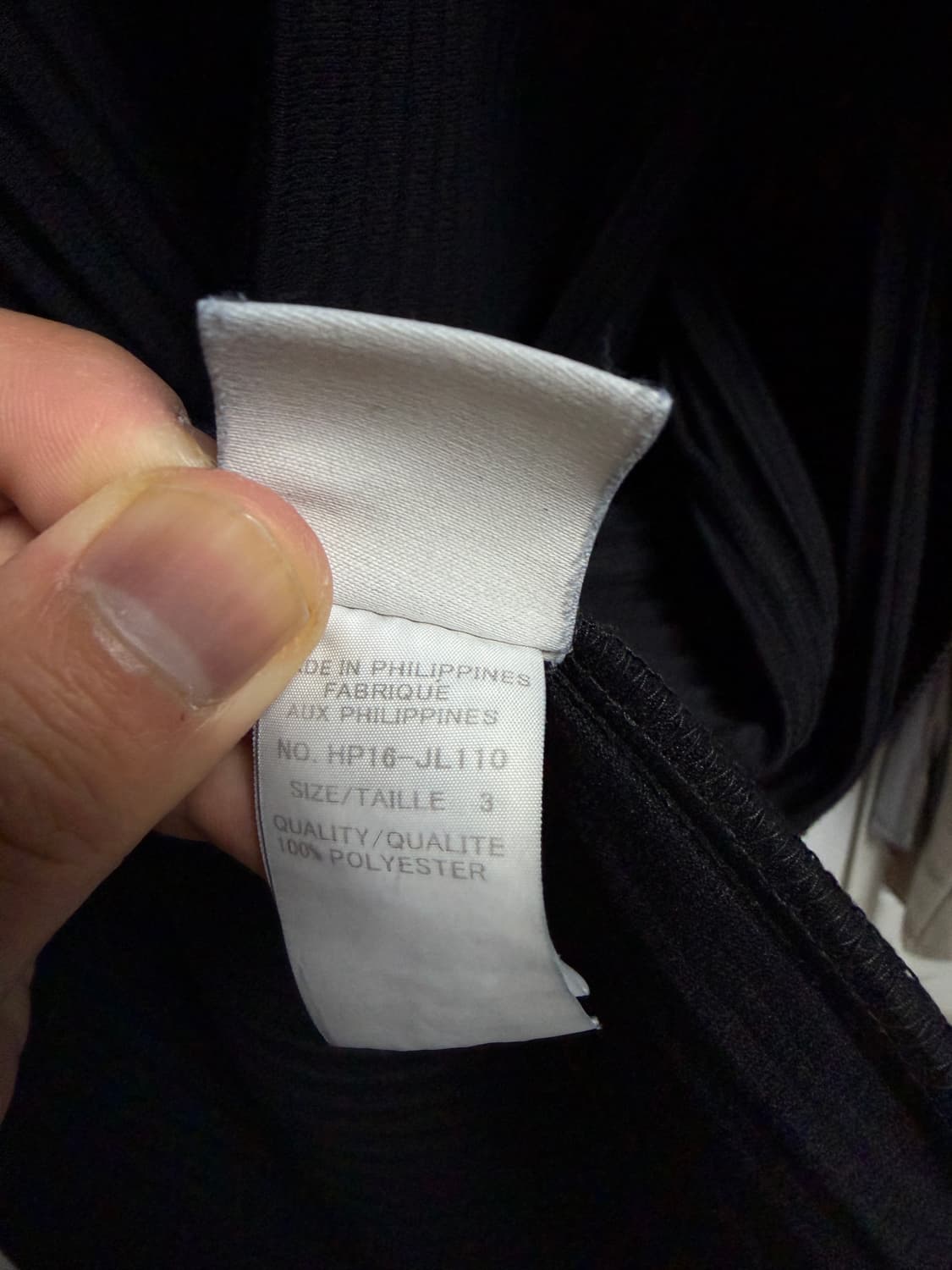 옴므플리세 블랙 후드집업 3사이즈 상품이미지2