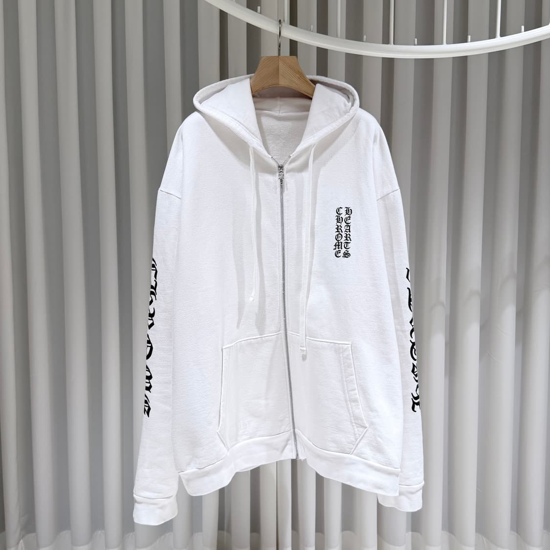 (A+/XXL) / 크롬하츠 버티컬 로고 플리스 집업 후드 화이트 상품이미지1