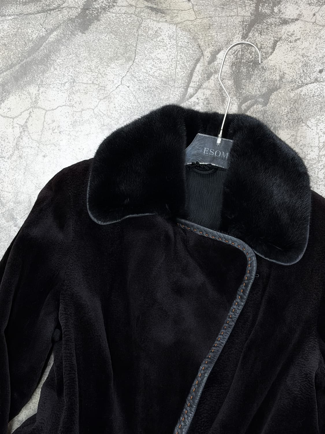 다크 브라운 쉬어드 밍크 레더 트리밍 자켓 상품이미지5