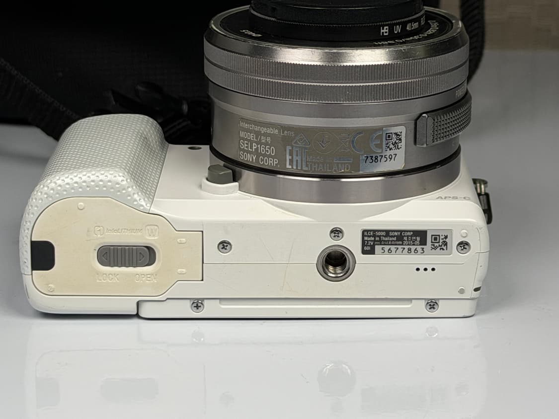 소니 A5000 화이트 미러리스 카메라 상품이미지5