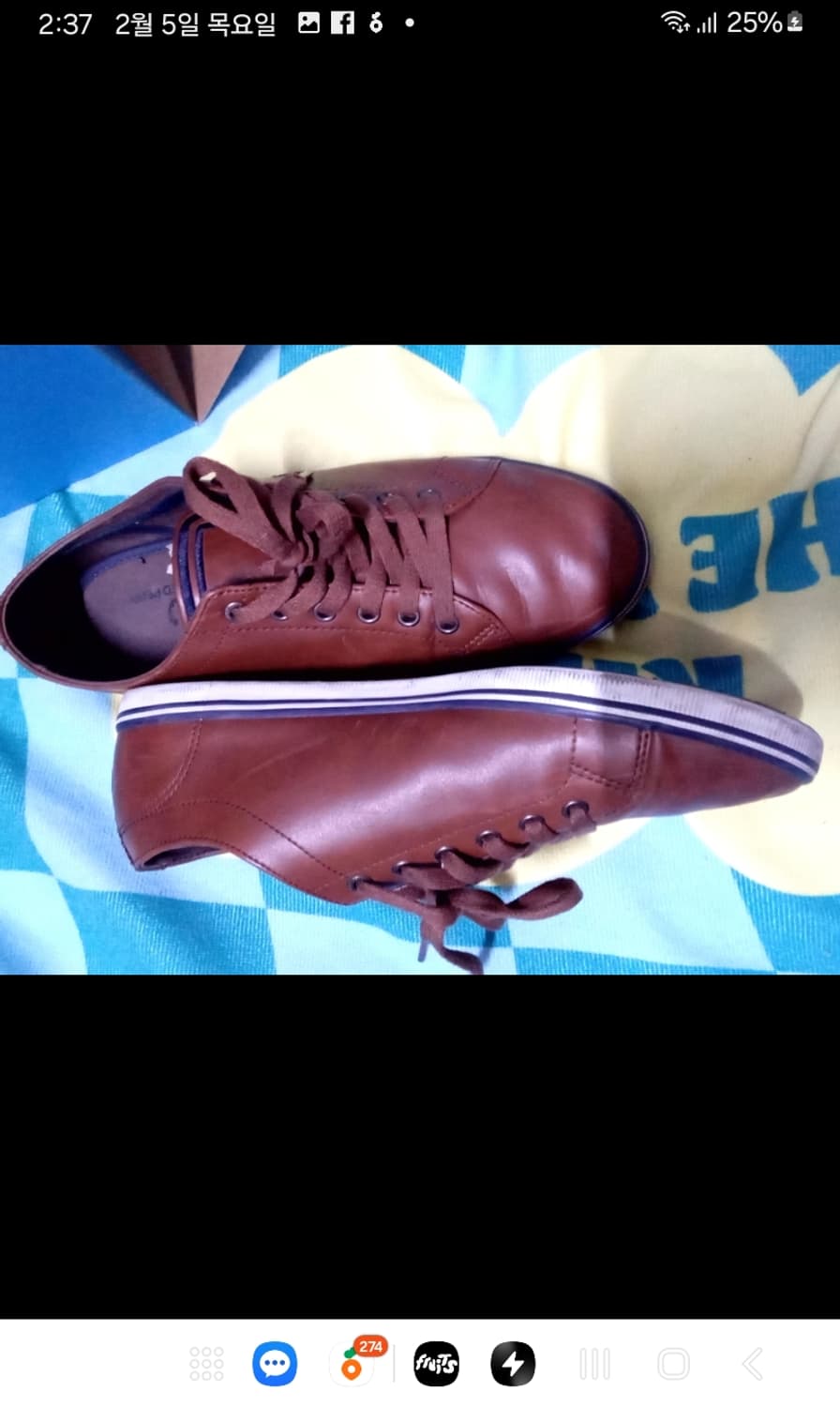 프레드 페리 , 킹스톤 레더 플래닛 스니커즈
사이즈 275ㅡ280 상품이미지4