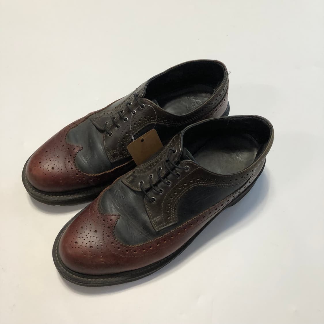 닥터마틴 3홀 윙팁 로퍼  상품이미지2