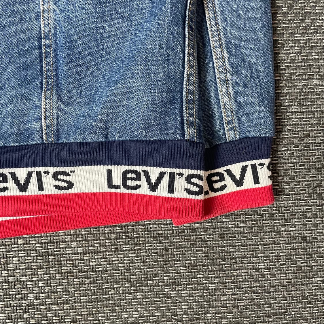 리바이스 여성 배기 스포츠 테이프 트러커 자켓 S 상품이미지5