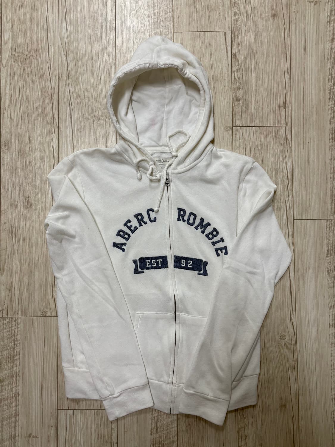 아베크롬비 딱붙핏 후드집업 화이트 s 상품이미지1