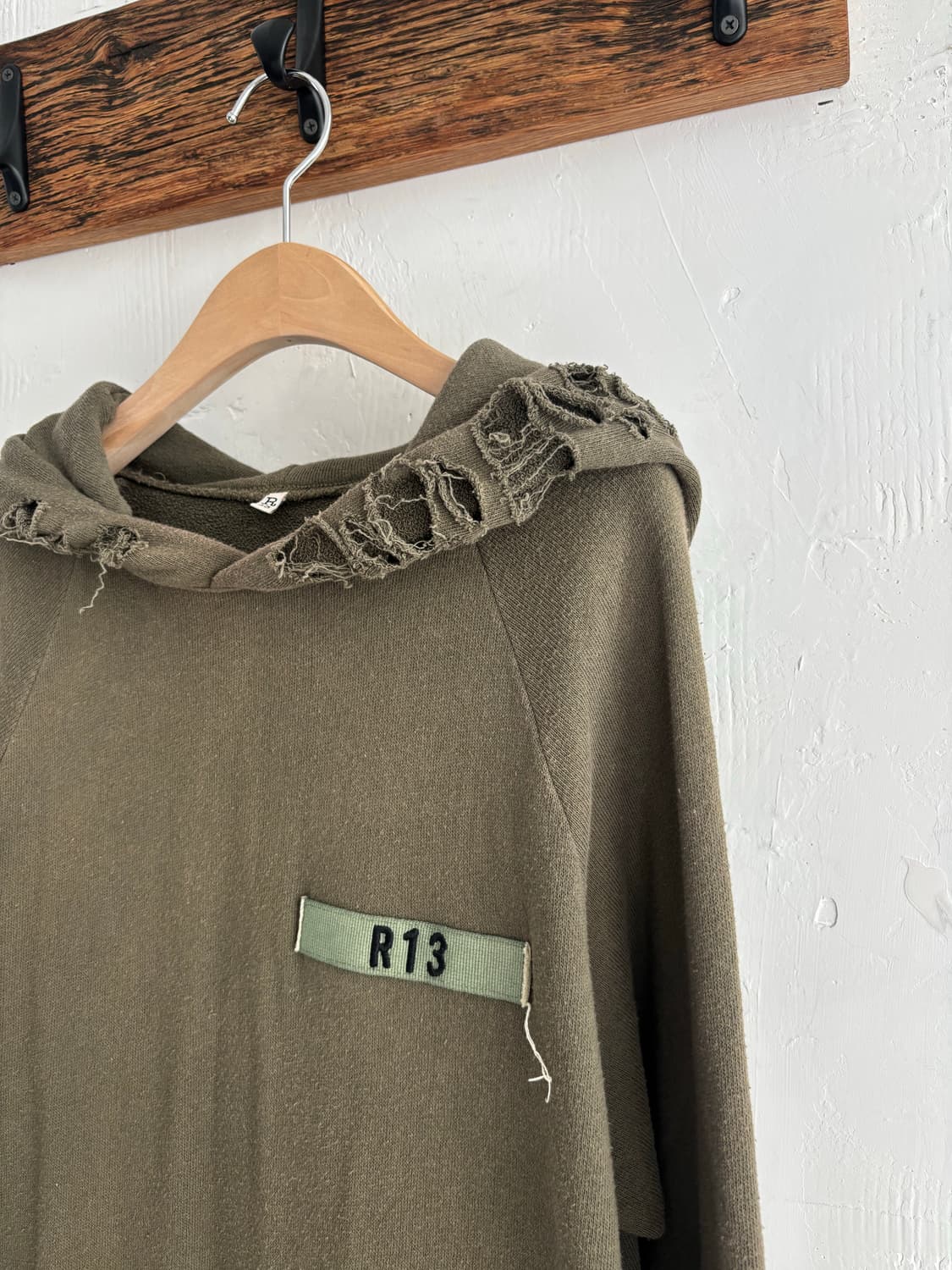 R13 올리브 카키 데미지 후드 스웻셔츠  상품이미지5