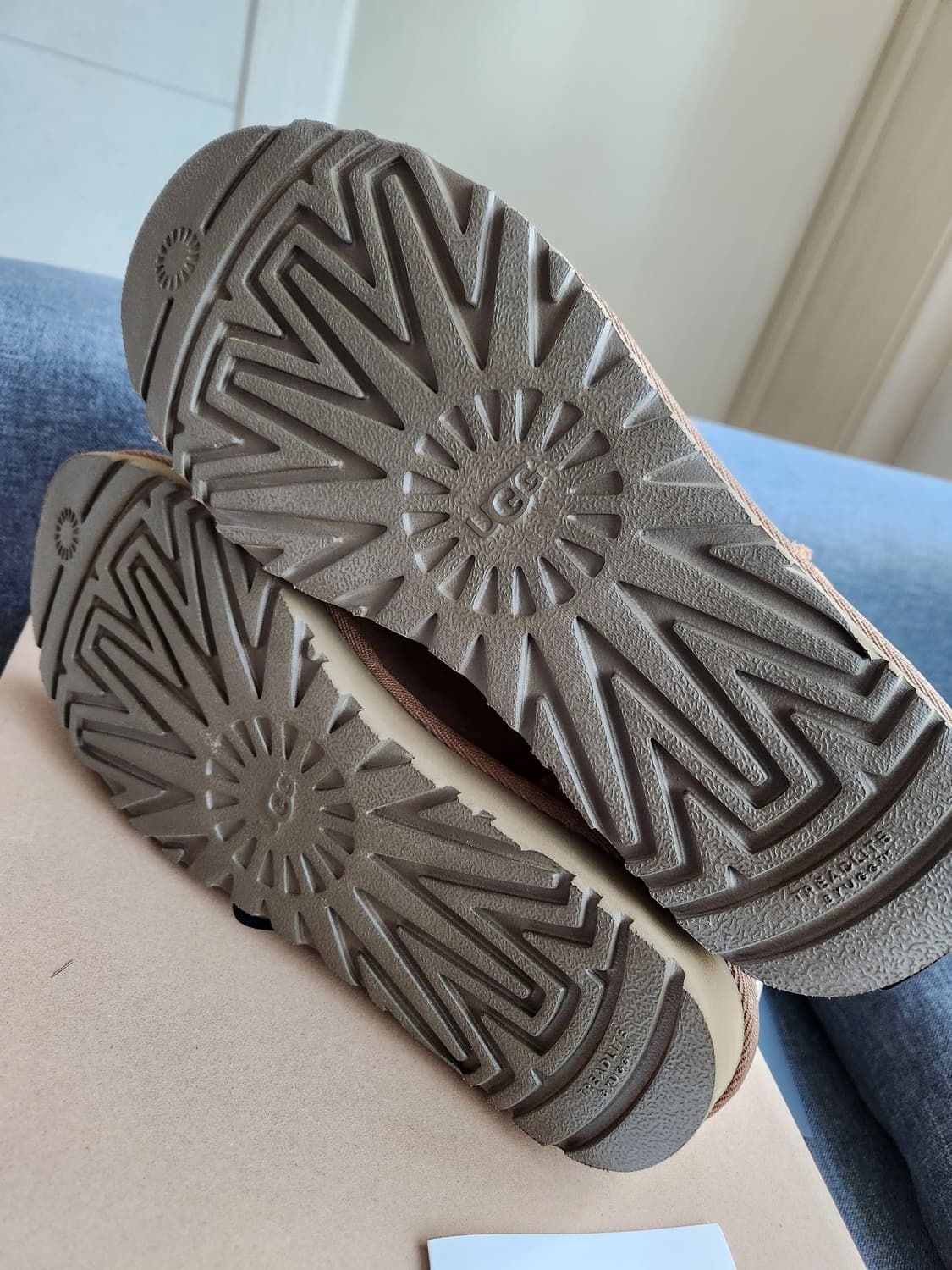 어그 클래식 미니2 체스넛트 US8W 사이즈 새상품 상품이미지2