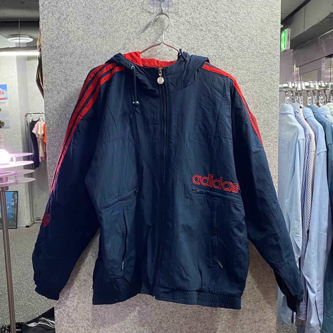 아디다스 올드스쿨 누빔 패딩 후드 자켓  B3593 상품이미지2