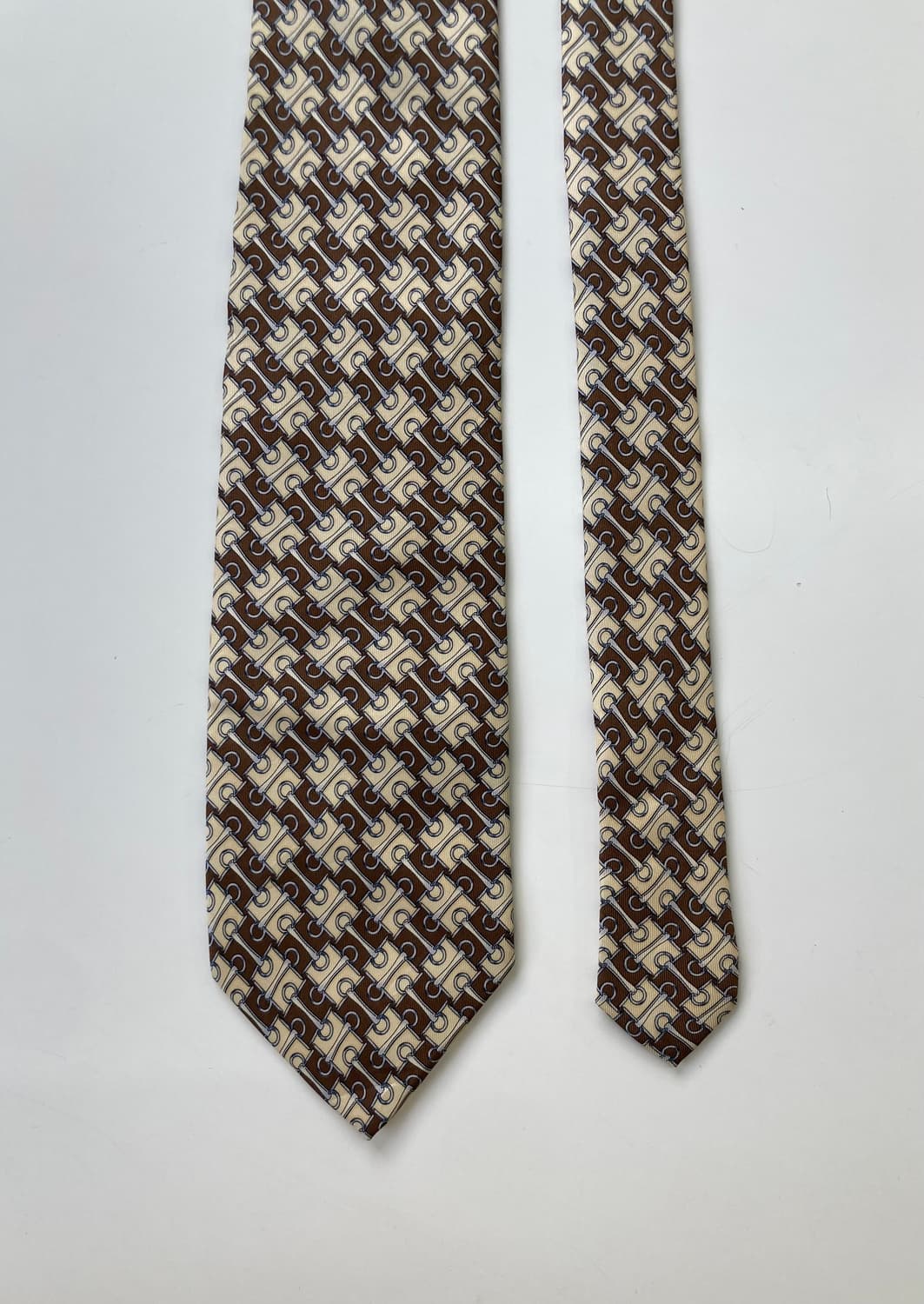 롱샴 넥타이 상품이미지1